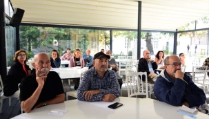 Bornova'da yerel üreticiye mantar yetiştiriciliği eğitimi