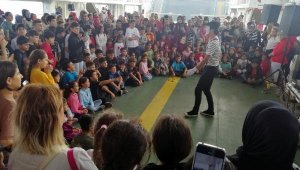 Cumhuriyet coşkusu İzmir'i sardı