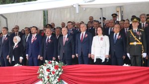 Denizli'de komandolar eşliğinde Cumhuriyet Bayramı coşkusu