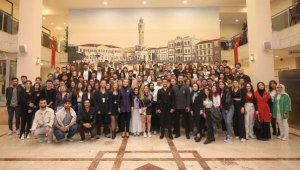 DEÜ'den 100'üncü yıl buluşması; Cem Adrian katıldı