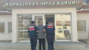 Evinde uyuşturucuyla yakalandı tutuklandı