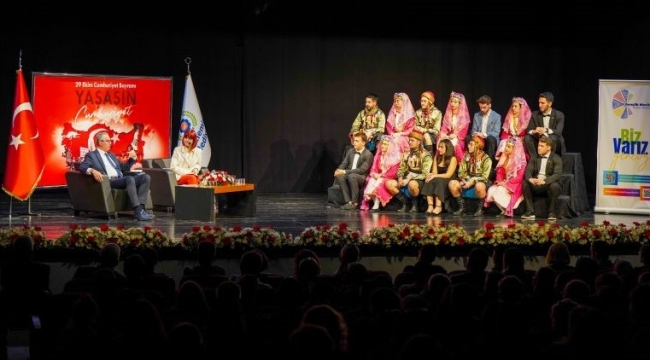 Gaziemir Belediye Başkanı Arda ve gençler geleceği konuştu