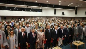 İEÜ'de 23'üncü akademik dönem başladı