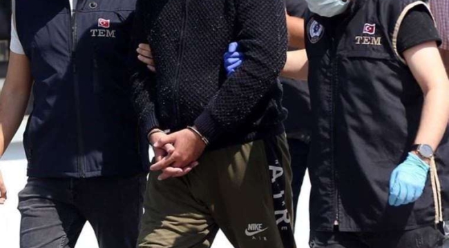 İzmir'de Gasp Çetesi Çökertildi: 4 Gözaltı