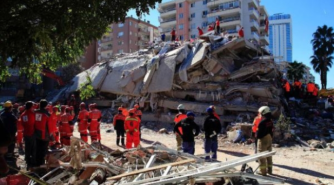 İzmir depreminde sorumlular yargılanıyor