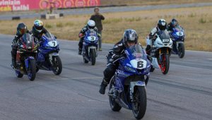 İzmir'de pistte 100'üncü yıl heyecanı