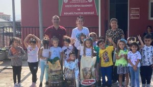 Karşıyakalı çocuklar hayvan sevgisiyle büyüyor