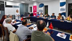 Belediyeden Kemeraltı esnafına İngilizce eğitimi