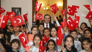 Konak'ta 100. yıl her yerde kutlanacak