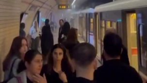 Metro'da panik! Dumanlar yükseldi