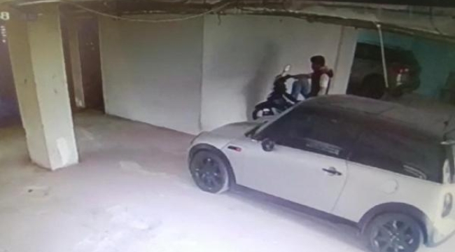 Motosiklet hırsızlığı şüphelisi kameradan belirlenip, yakalandı