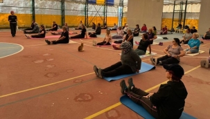 Seferihisarlı kadınlara belediyeden "klinik pilates" desteği