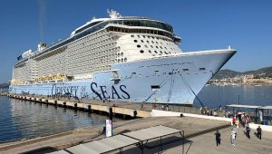 Sonbahar turistleri! Gemiyle 4 bin 187 kişi geldi