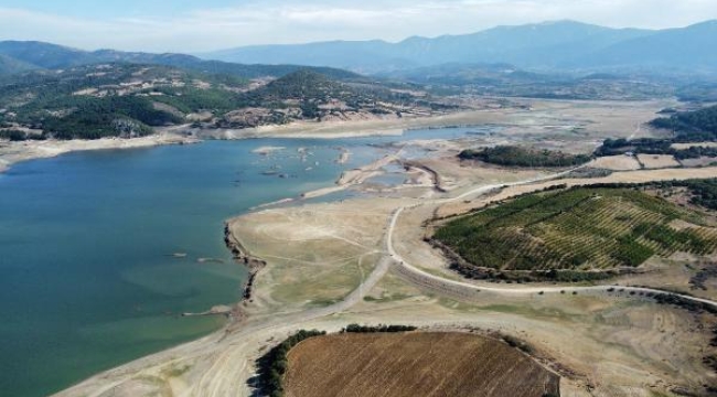 Su seviyesi yüzde 8,5'e düşen Bayramiç Barajı, tarımsal sulamaya kapatılıyor
