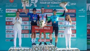 Tour of Türkiye'nin Selçuk-Manisa-İzmir etabını Jay Vine kazandı