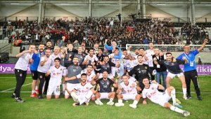 Turgutluspor bayram yaptı