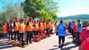 UMKE gönüllülerinden gerçeğini aratmayan deprem tatbikatı