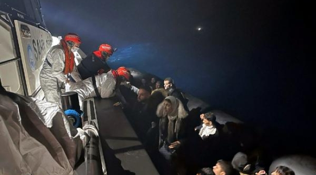 Yunan unsurları tarafından geri itilen 36 kaçak göçmen kurtarıldı