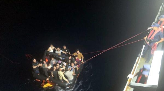 Yunan unsurlarının geri ittiği 35 kaçak göçmen kurtarıldı
