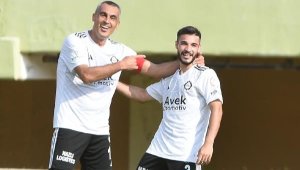 Altay'da Yusuf formayı zorluyor