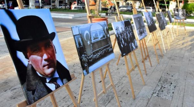 Atatürk, 85'inci yılında 85 fotoğrafıyla anıldı