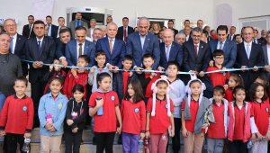 Bakandan çağrı: Lütfen çocuklarınızla kütüphanelere gelin