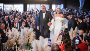 Başkan Gümrükçü dünyaevine girdi