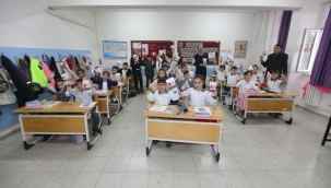 Başkan Sandal: "Bayraklı'nın çocukları hayvan sevgisiyle büyüyor" 