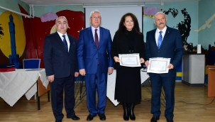 Başkan Selvitopu Öğretmenlerin Günü'nü kutladı