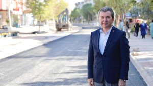 Bergama Belediye Başkanı Koştu: Yolları yeni baştan yaptık