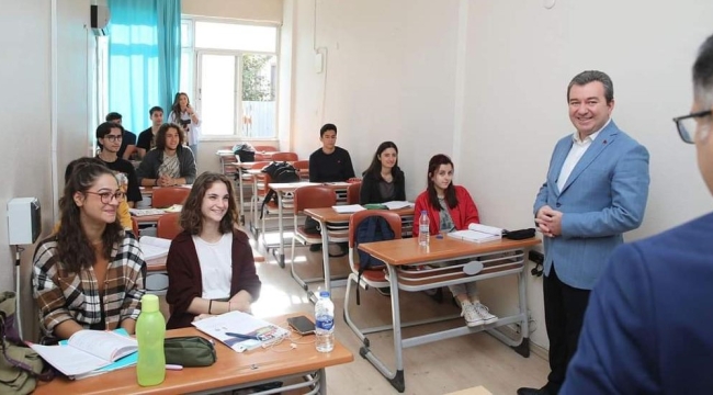 Bergama'da 20 kursta 1000 öğrenciye eğitim