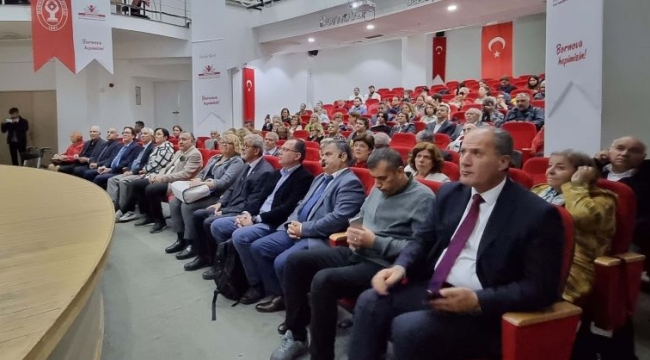 Bornova Belediyesi'nden "Cumhuriyet ve Atatürk" söyleşisi