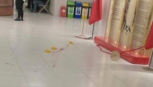 Boşanmaya geldi, adliye önünde bıçaklandı