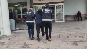 Çeşme'de FETÖ'cü baskını