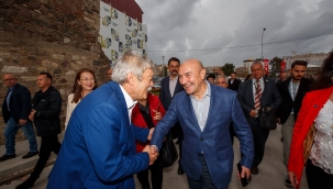 "Demokrasi mücadelesinden emekli olunmaz"