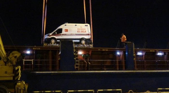 Gazze için hazırlanan sağlık gemisi yola çıktı
