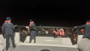 İzmir açıklarında 39 düzensiz göçmen yakalandı