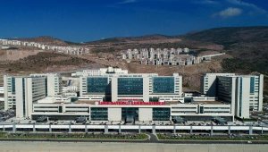 İzmir Şehir Hastanesi, sağlık üssü olma yolunda