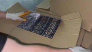 İzmir'de 117 bin adet uyuşturucu hap ele geçirildi