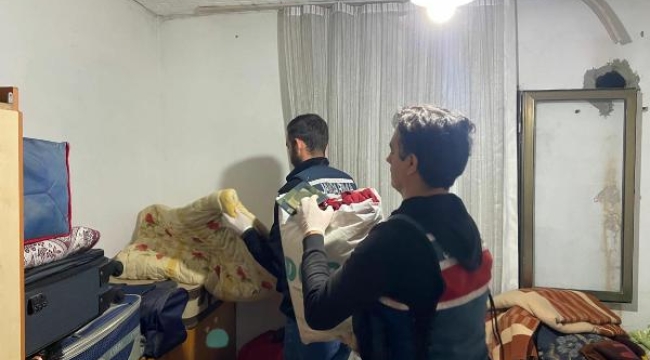 İzmir'de DEAŞ operasyonu; 4 kişiye gözaltı