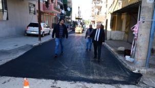 Karabağlar'da asfaltlama çalışmaları tam gaz sürüyor