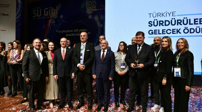 Karşıyaka Belediyesi'ne Türkiye Sürdürülebilir Gelecek Ödülü