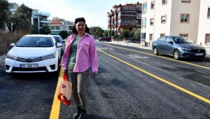 Kuşadası Belediyesi, yol yapım çalışmalarını sürdürüyor