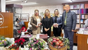 Nar Mevsimi'nin imza gününe yoğun ilgi 