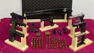 Ödemiş'te silah kaçakçılığına 4 gözaltı