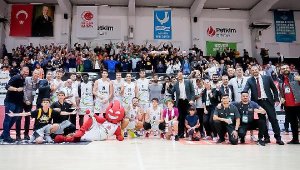 Petkimspor içerde kral