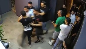 Polis ve gazeteciye saldırı: 7 gözaltı