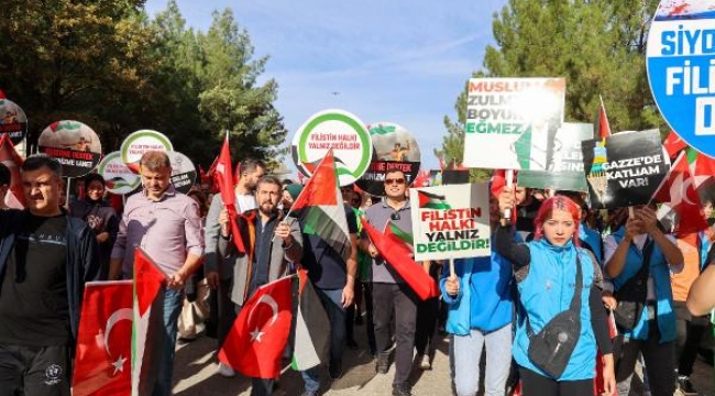 Uşak'ta Genç Kuşak Topluluğu Filistin'e destek yürüyüşü yaptı