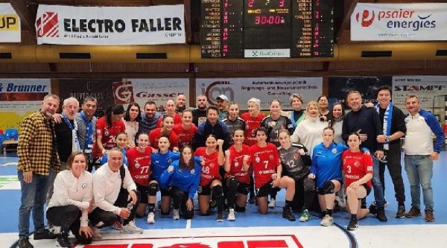 Yalıkavakspor Avrupa'da tur kapısını araladı