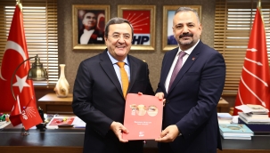 Abdül Batur, Büyükşehir belediye başkanlığı için aday adaylığını açıkladı